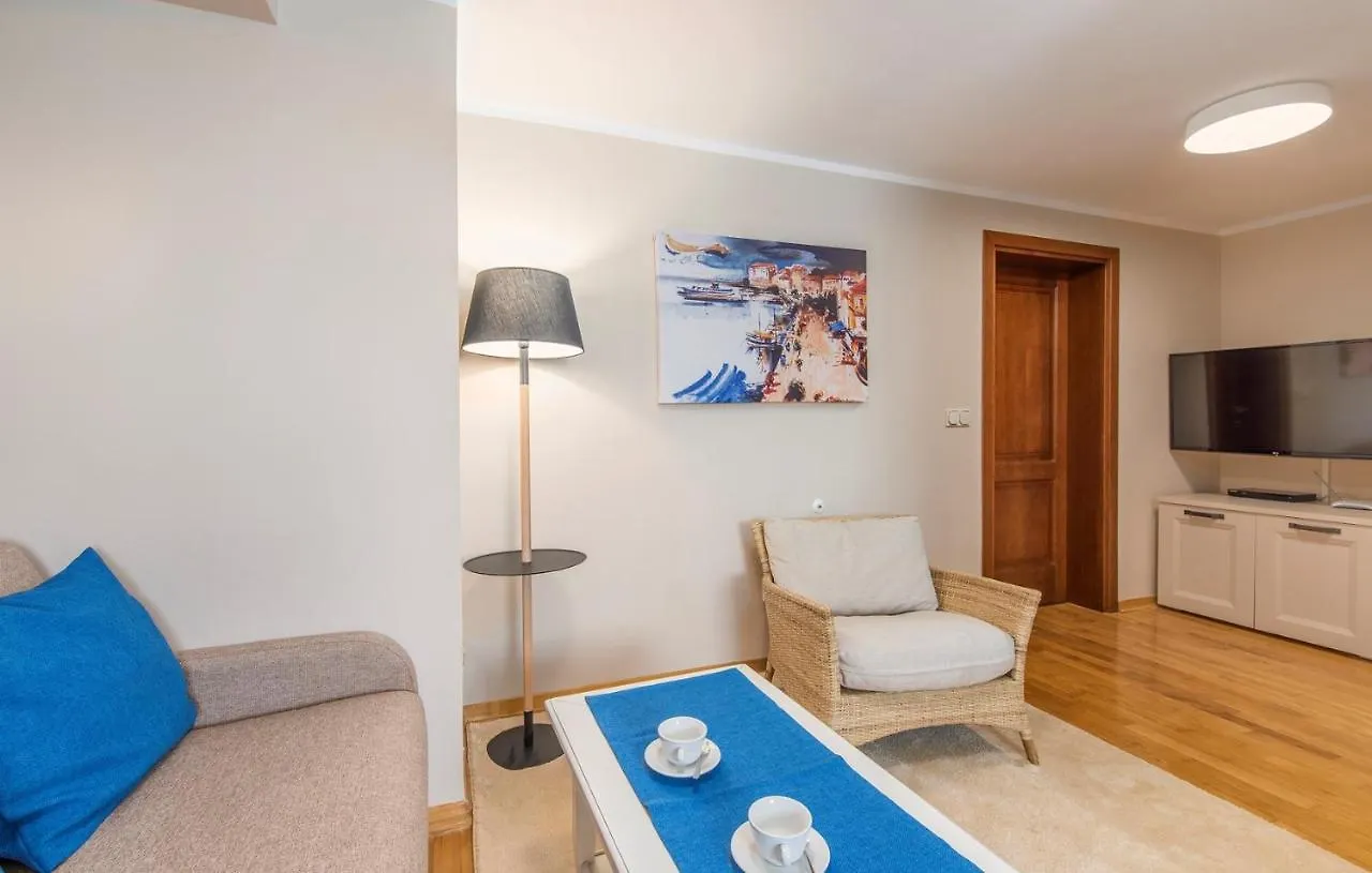 Gorgeous Apartments With Shared Heated Pool Musalez 0*,