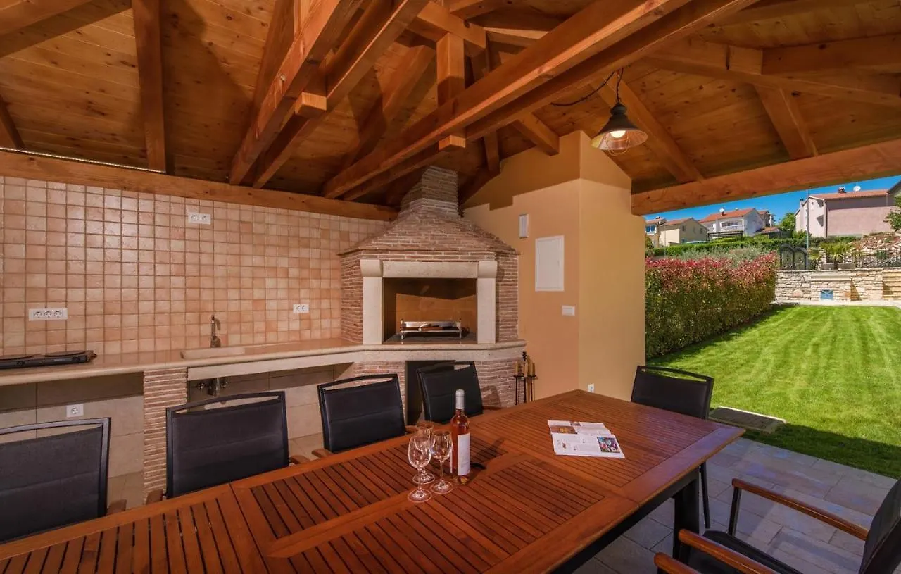 Guest house Gorgeous Apartments With Shared Heated Pool Musalez
