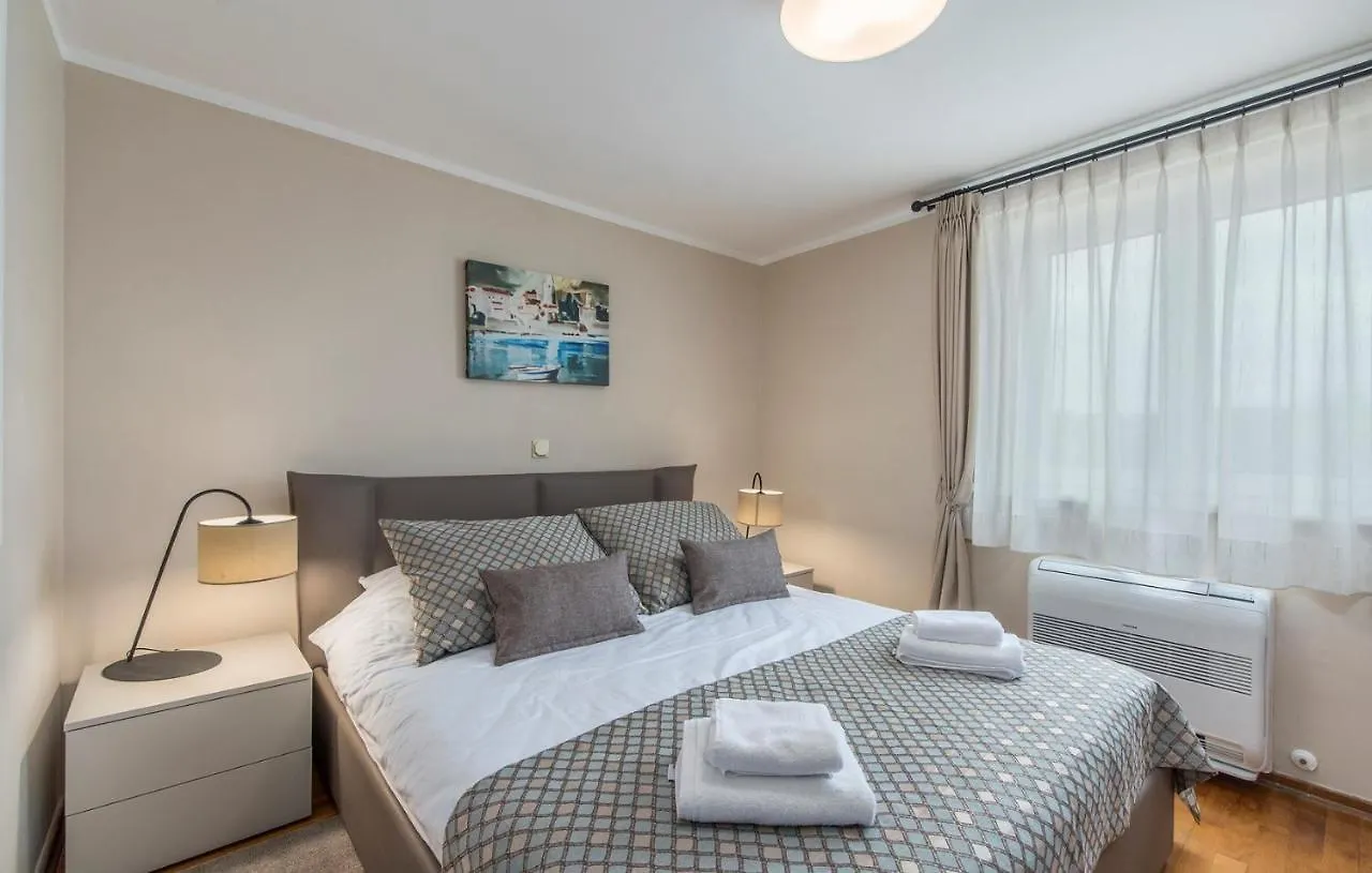 Guest house Gorgeous Apartments With Shared Heated Pool Musalez Croatia