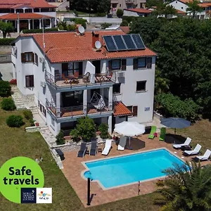 Apartment Verde-adults Only By Rent Istria, Musalez